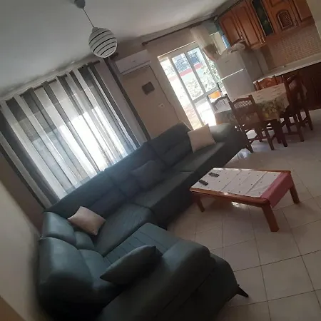 Mateos Apartment